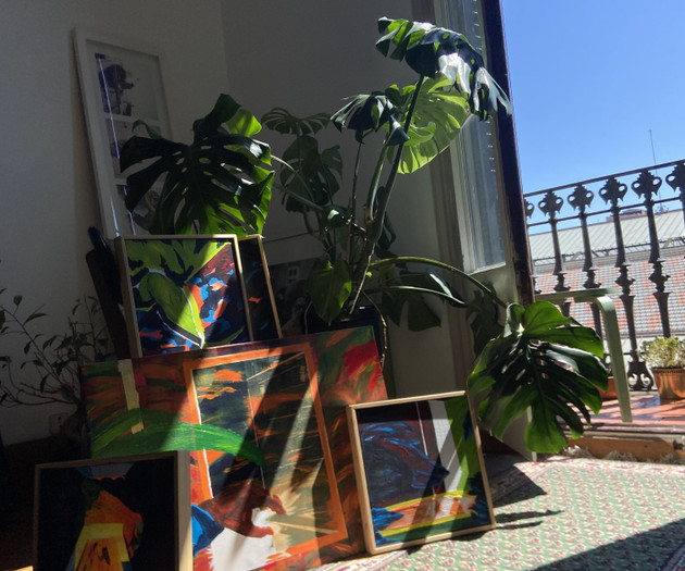 Bright Room with Private Bathroom in El Born