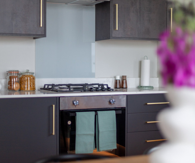 Lux 2BR Penthouse w/ Free Parking Terrace, Wembley