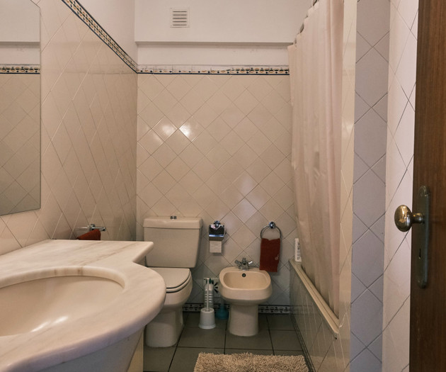 Bright apartment in Avenidas Novas