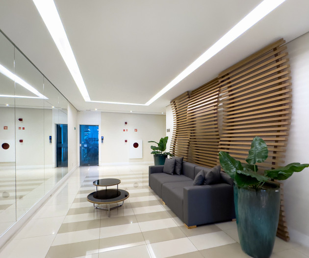 Teljesen felszerelt stúdió 30 méterre a metróállom