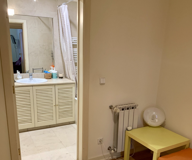 Bright 2-Bed Flat with Balconies to Camões square