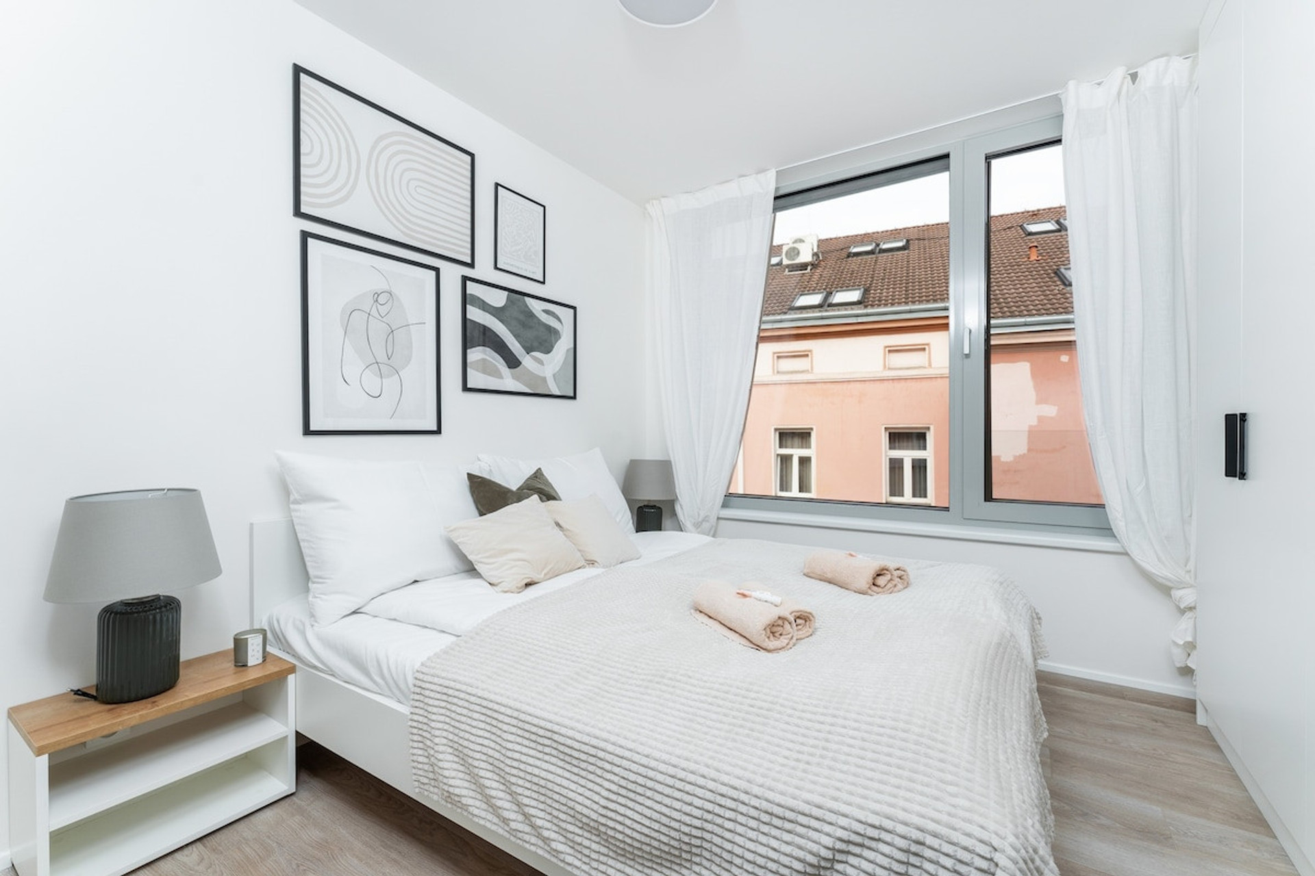 Bedroom image 1