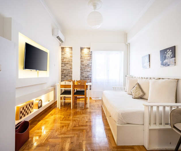 Acropolis Delux 1st FLR Aprt up 4 guests