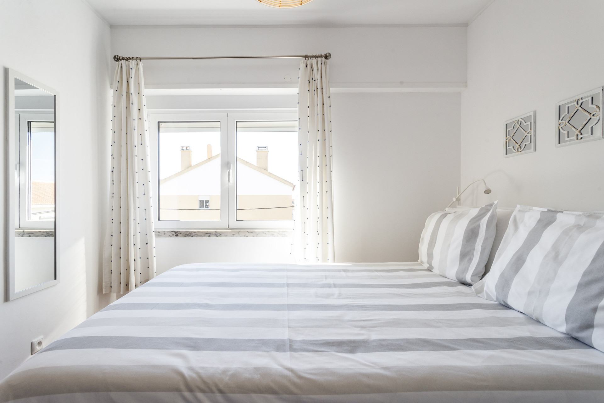 Bedroom w/king bed matress very confortable 
