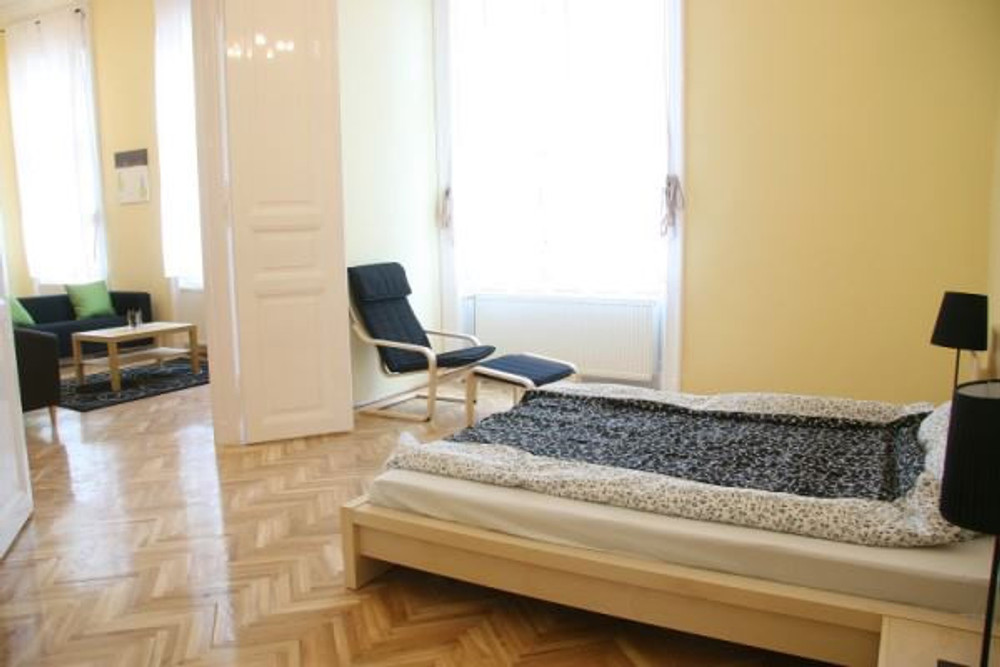 Jozsef korut 47. 3 bedroom flat
