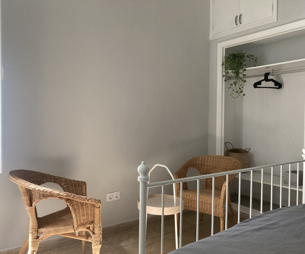 Merseguera Room - Large, bright, open closet