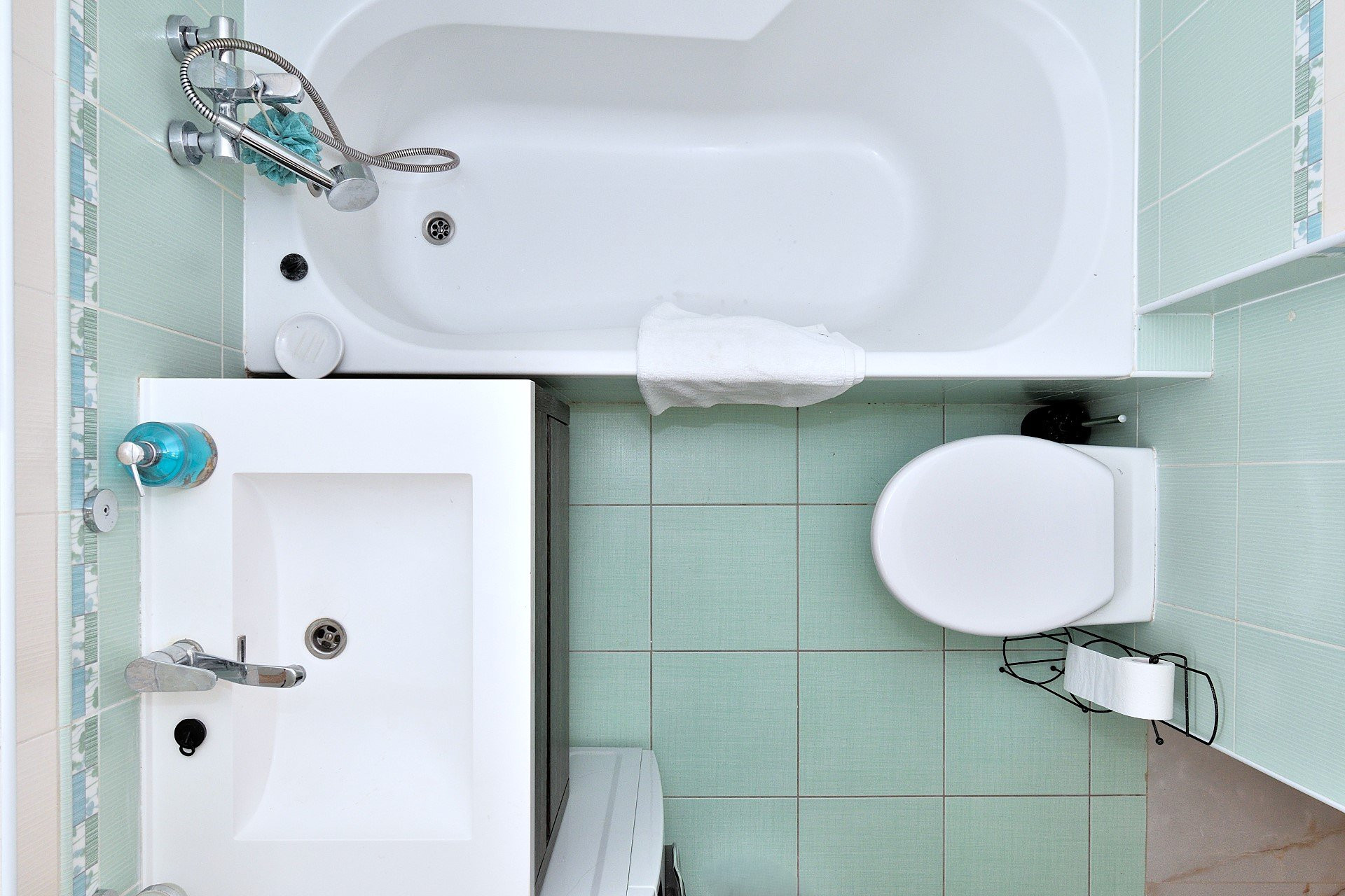 Bathroom with tub and sink