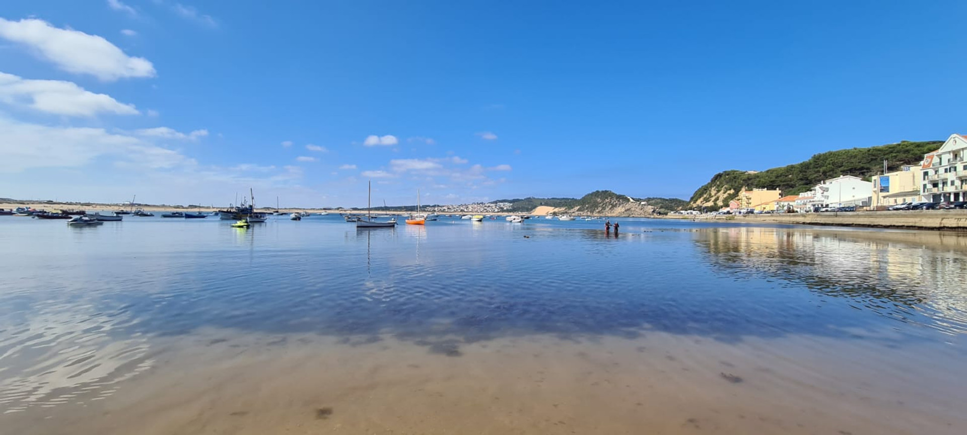 Sao Martinho Bay during low tide (August 2022)