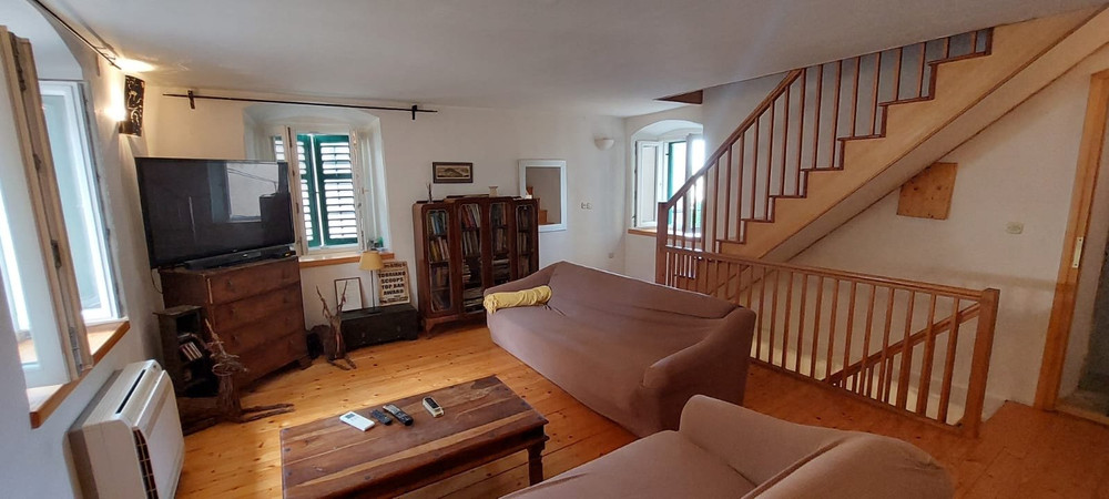 Torriano Holiday House preview