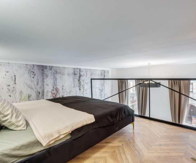 RK Apartment | A/C | Quiet | Central