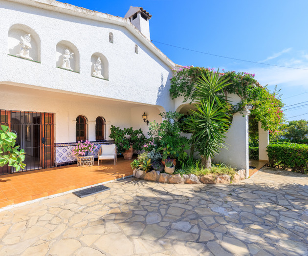 Villa Carmen near Sitges - Pool, A/C,EV&Sea Views