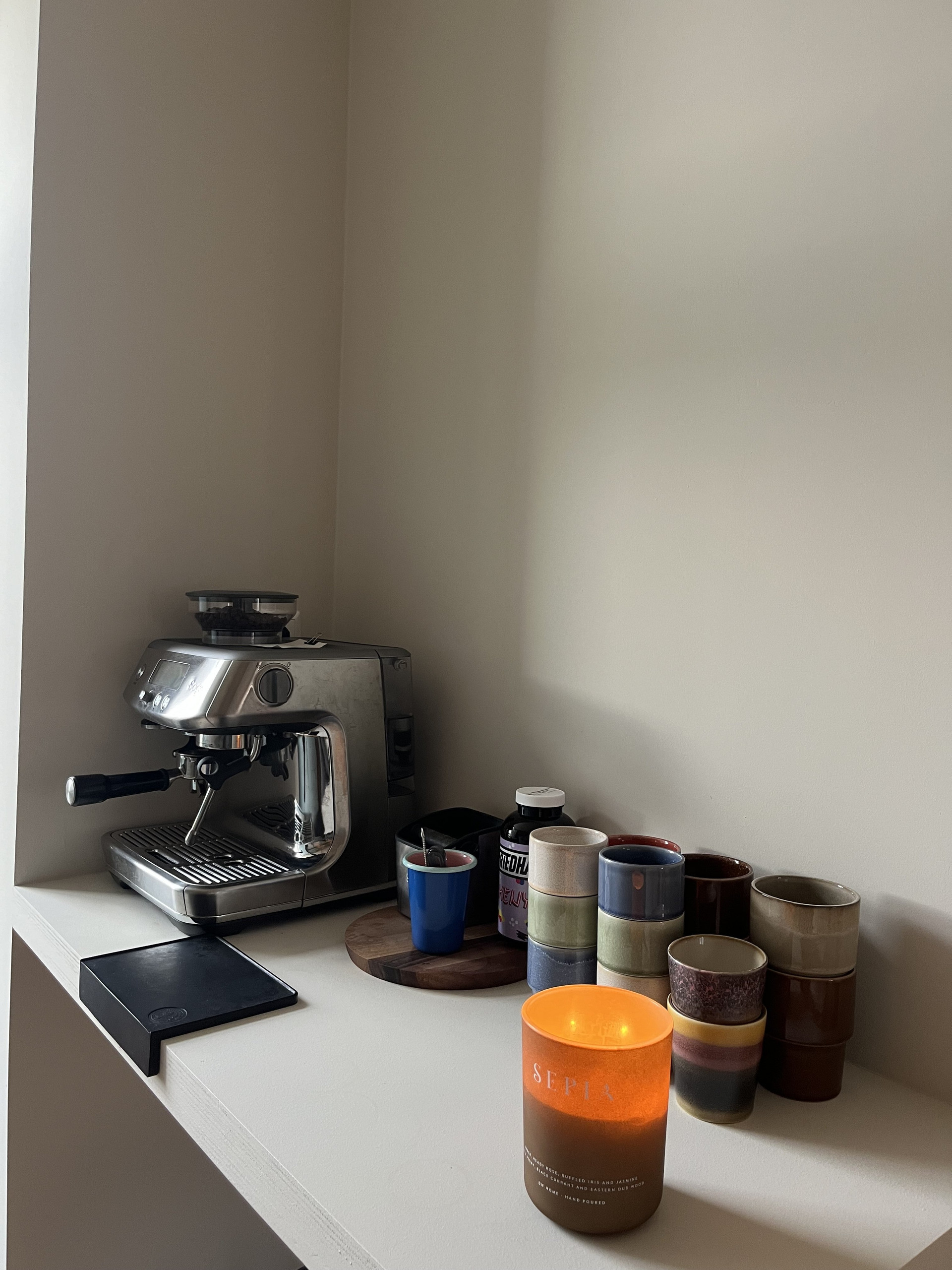 Coffee station with mugs