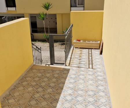 Apartment with patio in the center of Faro