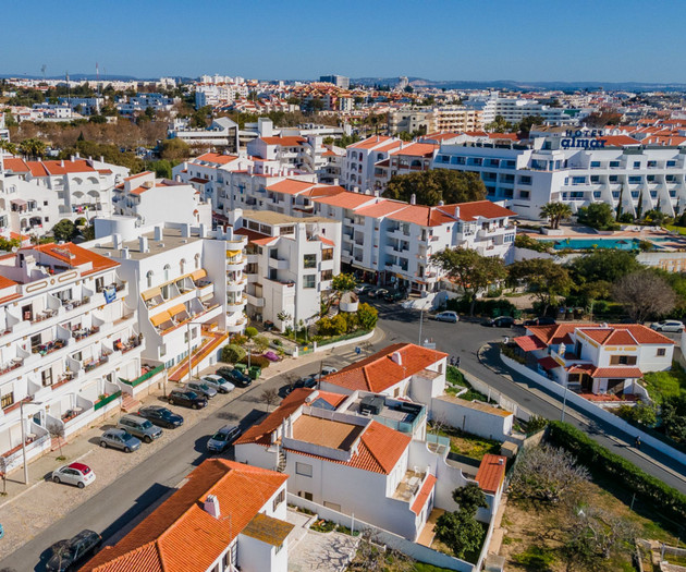 Typical T2 in Albufeira w/ Balcony by LovelyStay