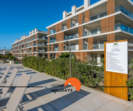 #264 Green Apartments C04 by Home Holidays