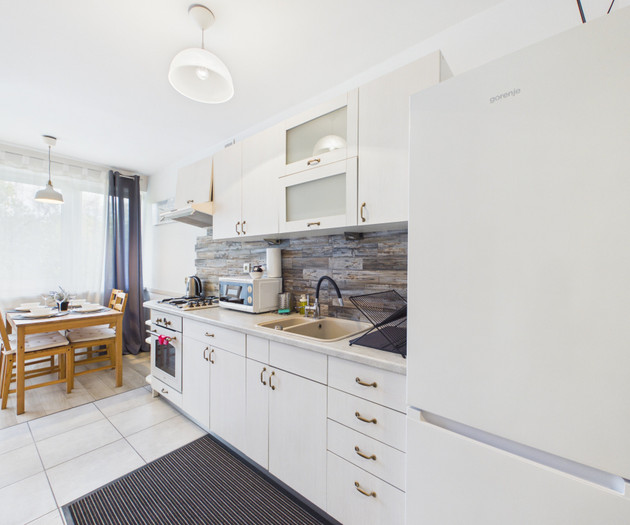 Spacious Apartment Bruna near Pole Mokotowskie