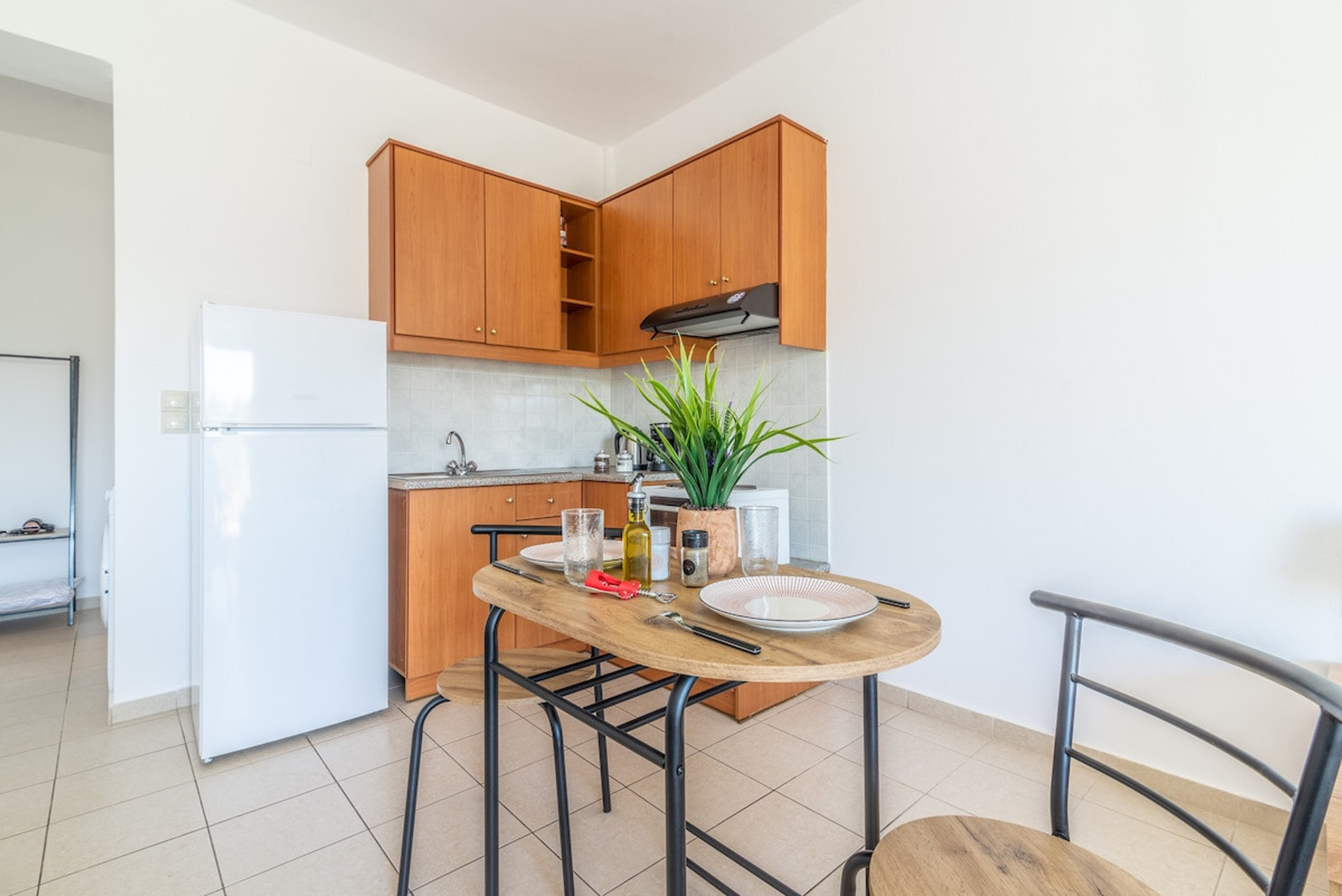 Dining area image 1
