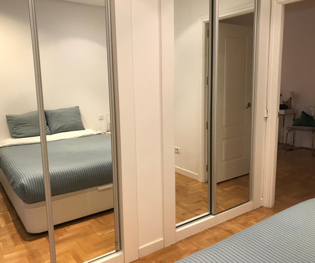 Apartamento en Cortes/ Barrio de las Letras Madrid
