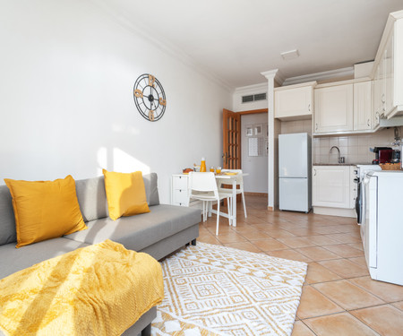 Bright & Cozy Flat | Near Campanhã Station