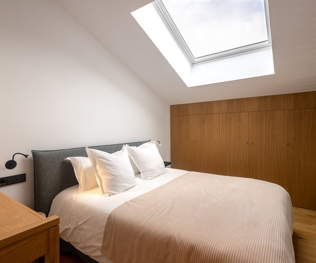Elegant Penthouse | Spa, Parking & Views
