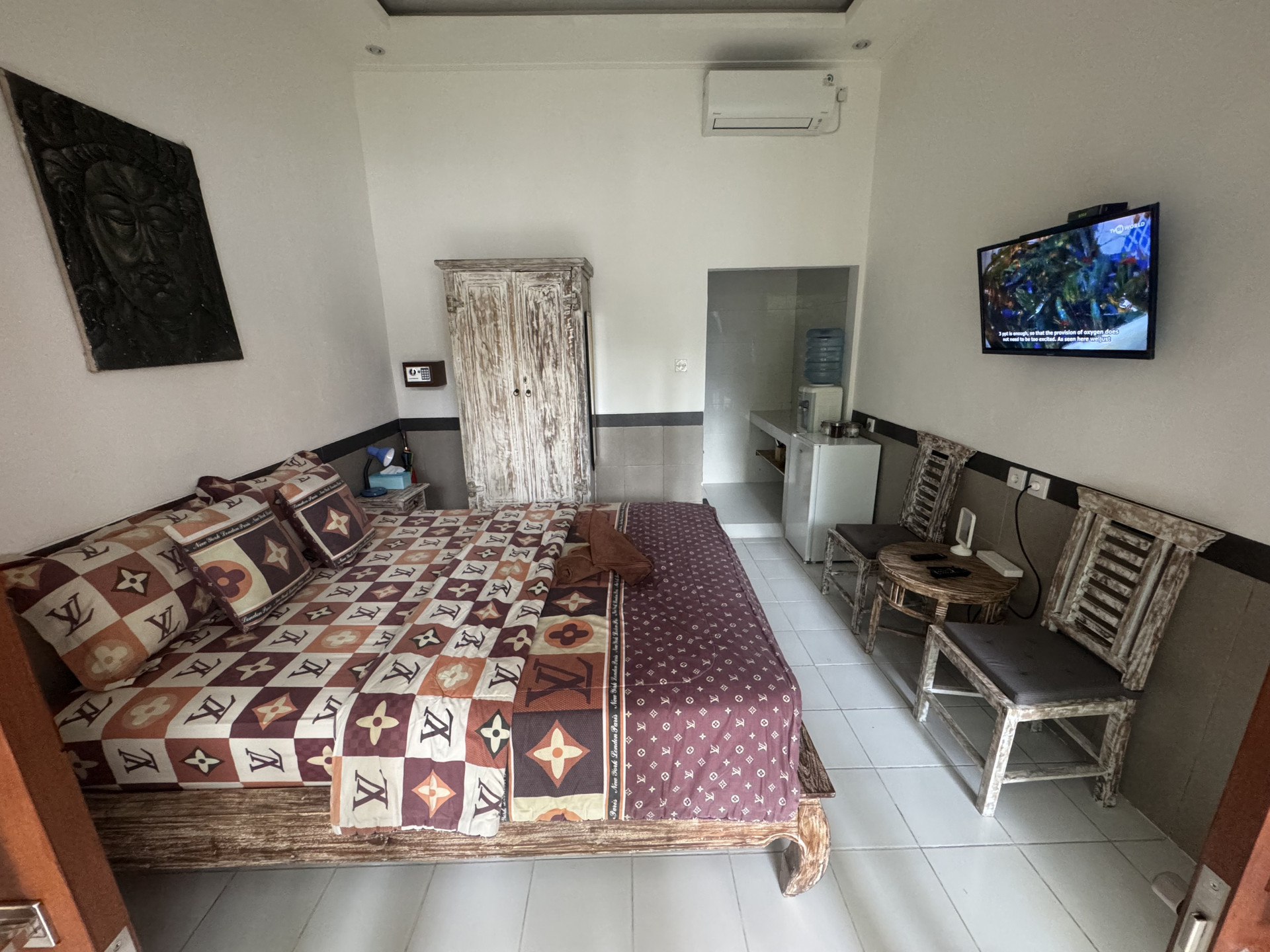 Private Studio Room