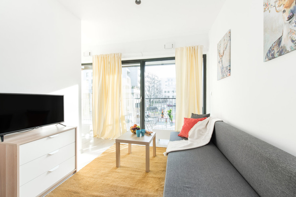 SuperApart Rydygiera 18 preview