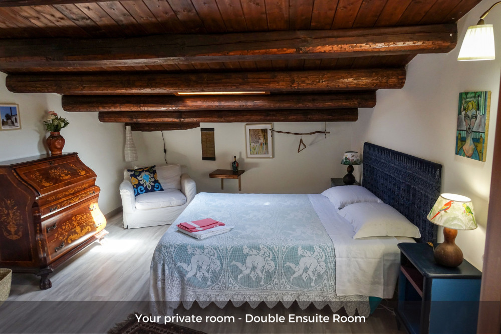 Home Holiday  - Double Ensuite Room Calendula