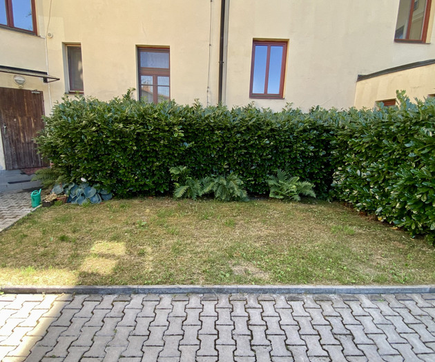 TOP location/metro/nature/suitable for students