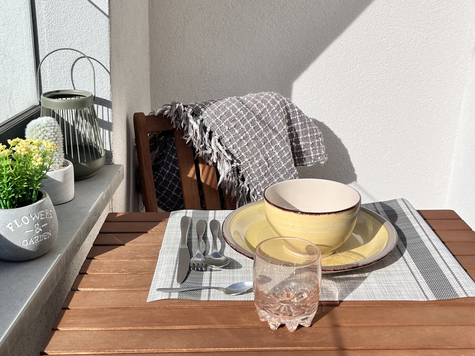 Outdoor area #1 (next to the living room)