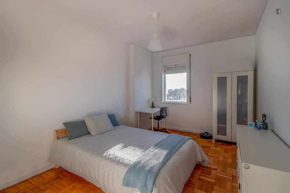 Amazing double bedroom-room 2 preview