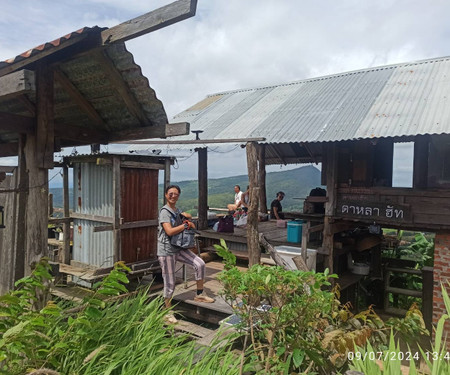 Dala Hut wooden house on the mountain,Phuruea Loei