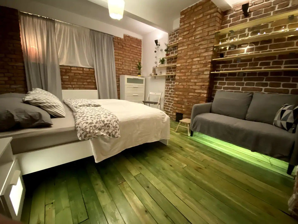 Quiet, cozy apartment near the Hradčanská metro st preview