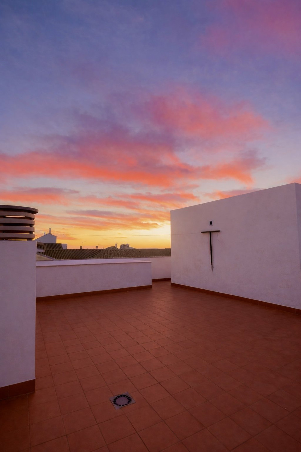 LOVELY HOME IN CADIZ - 30 min to popular beaches preview