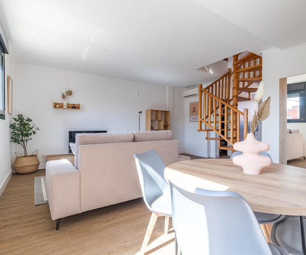 Apt. 2BR duplex w/terrace 4 Torres by CH