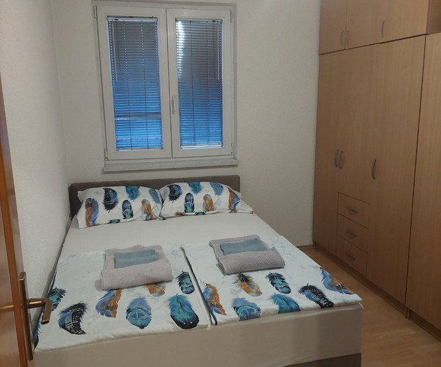 Fully Furnished 2-Bedroom Apartment