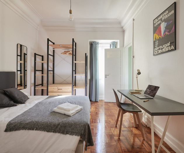 MP7# | Q4 - Room with Private Bathroom