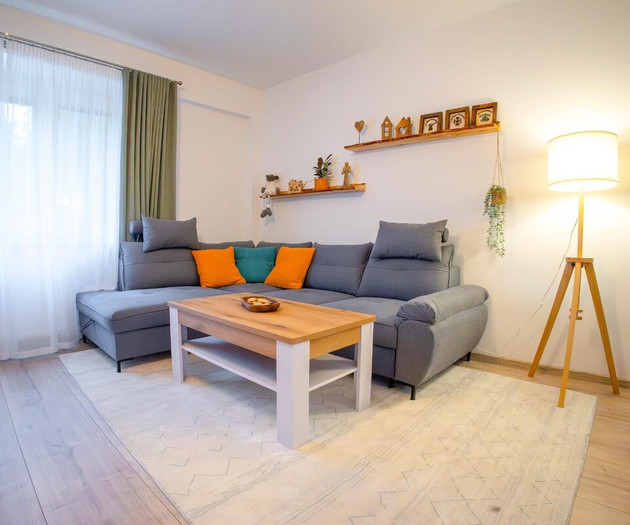 Cozy Little Apartment in Old Tw
