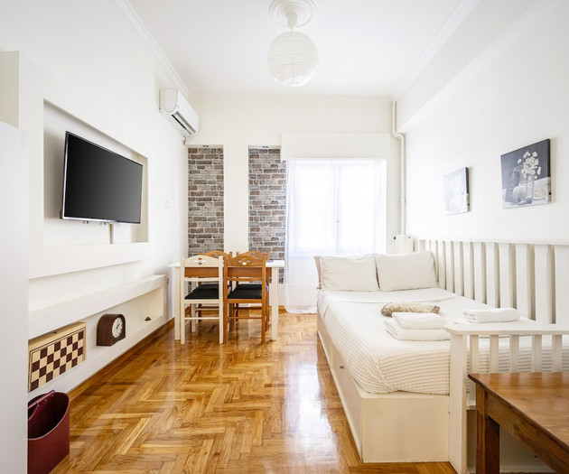 Acropolis Delux 1st FLR Aprt up 4 guests