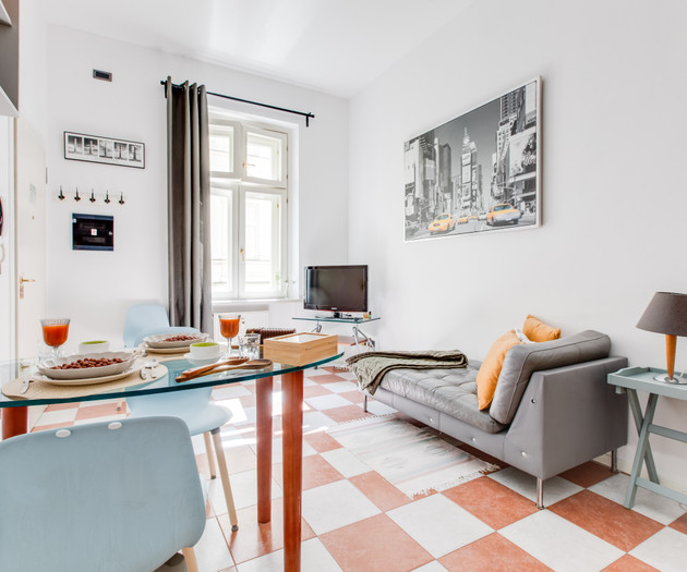 Quaint Harlequin Apartment