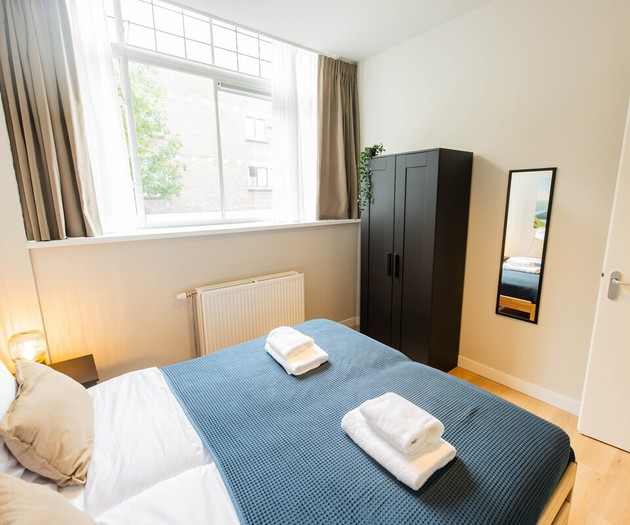 Luxurious Dowtown 3BDR Apartment WS