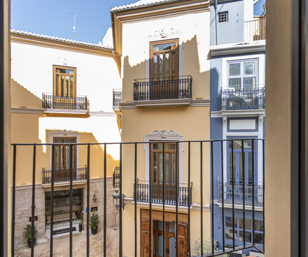 Cosy and bright flat in the heart of Valencia