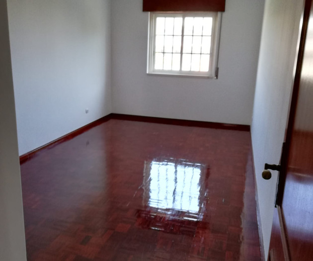 Apartamento T2 mobilado e equipado
