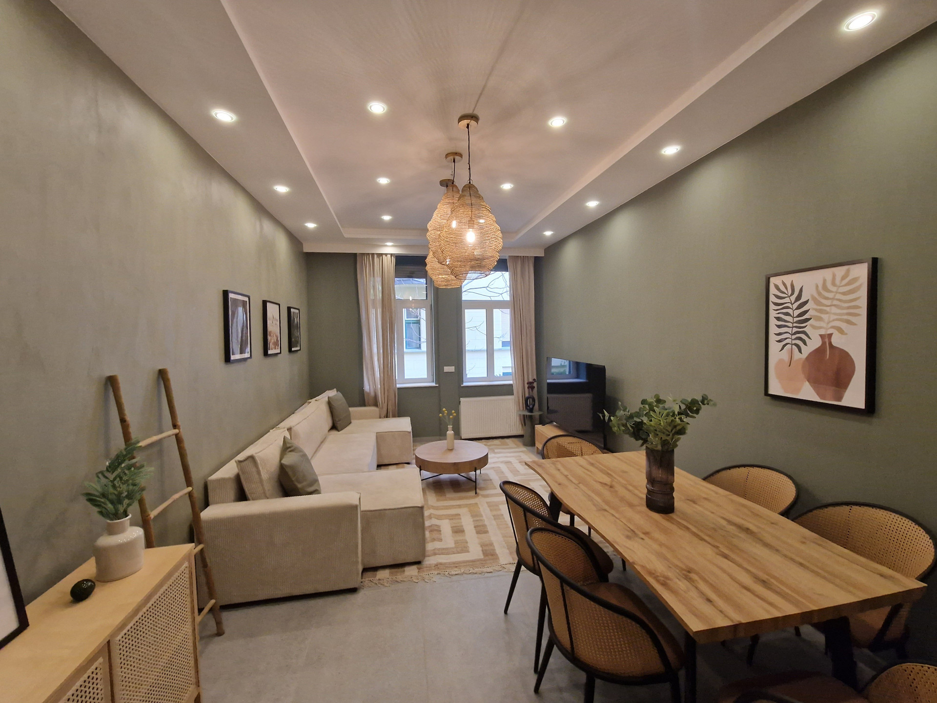 Living room with dining table