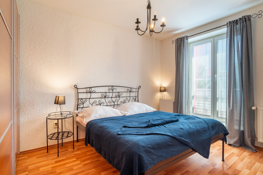 Comfy 1BR Apartment preview