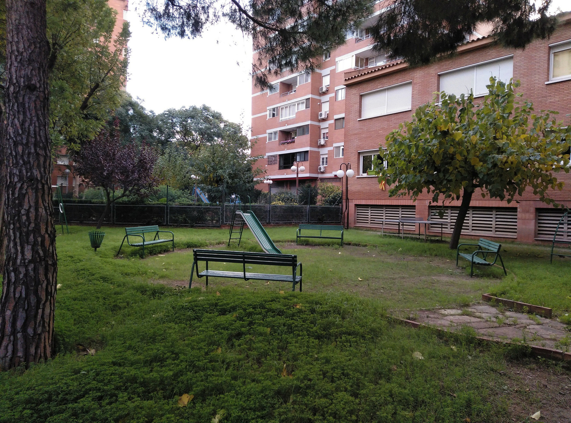 Patio de la comunidad de vecinos (2)