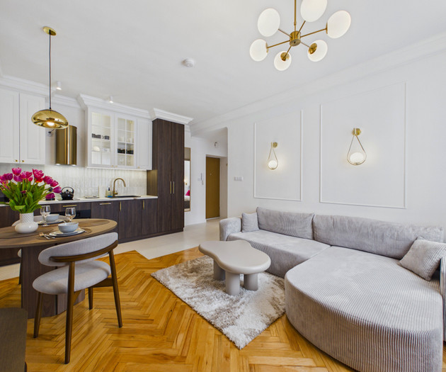 Paris in Warsaw Apartment near Hala Mirowska