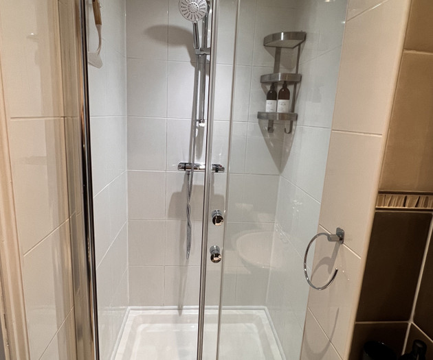 3BR Stylish, Garden, Parking, Stratford