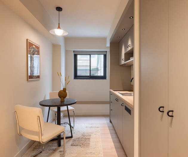 Corner Bay #7 | Leon by ZOIA Living