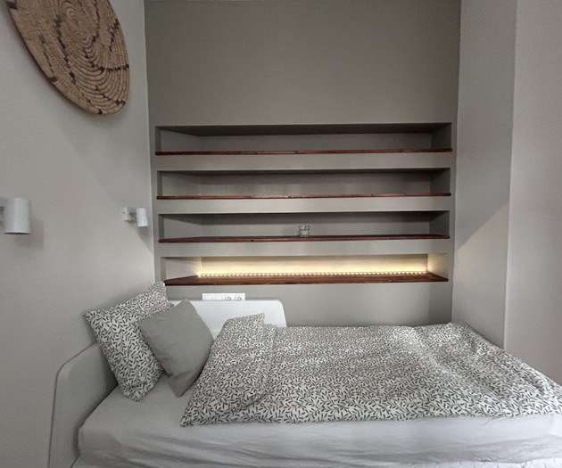 Stylish 1.5-BR Apartment in an Excellent Location
