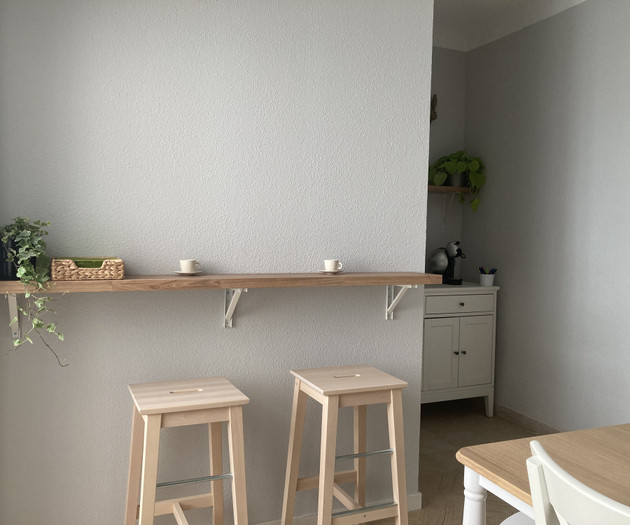Merseguera Room - Large, bright, open closet